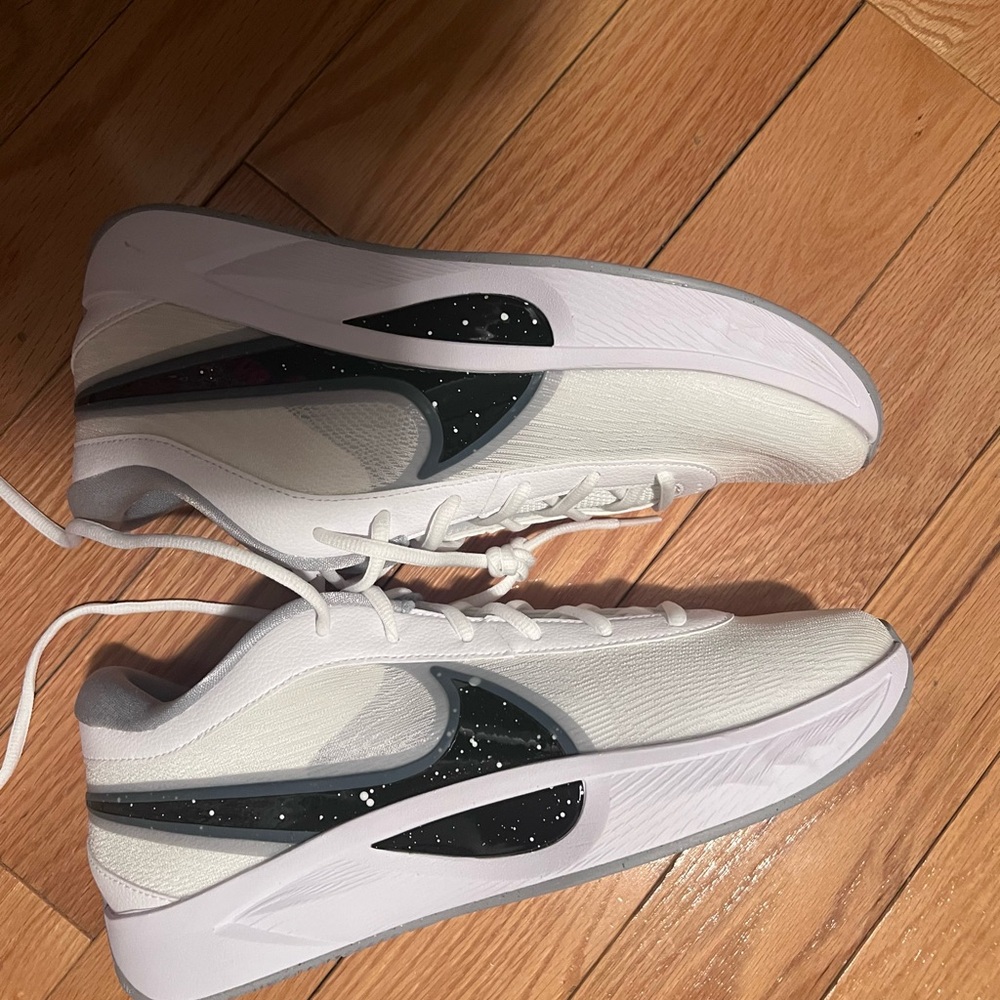 Nike Zoom Freak 6 Antetokounmpo Sneakers